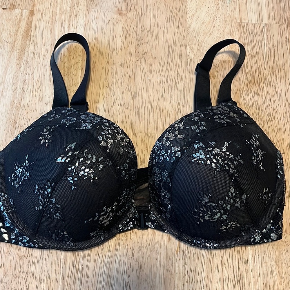 Victoria’s Secret Very Sexy Push-Up Bra